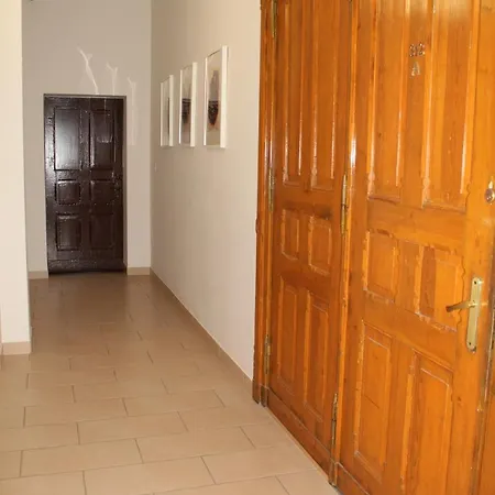 Szkolne Schronisko Mlodziezowe Hostel *